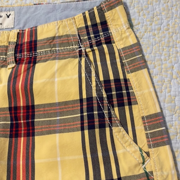 American Eagle Men’s Shorts Size 32 - Picture 6 of 11